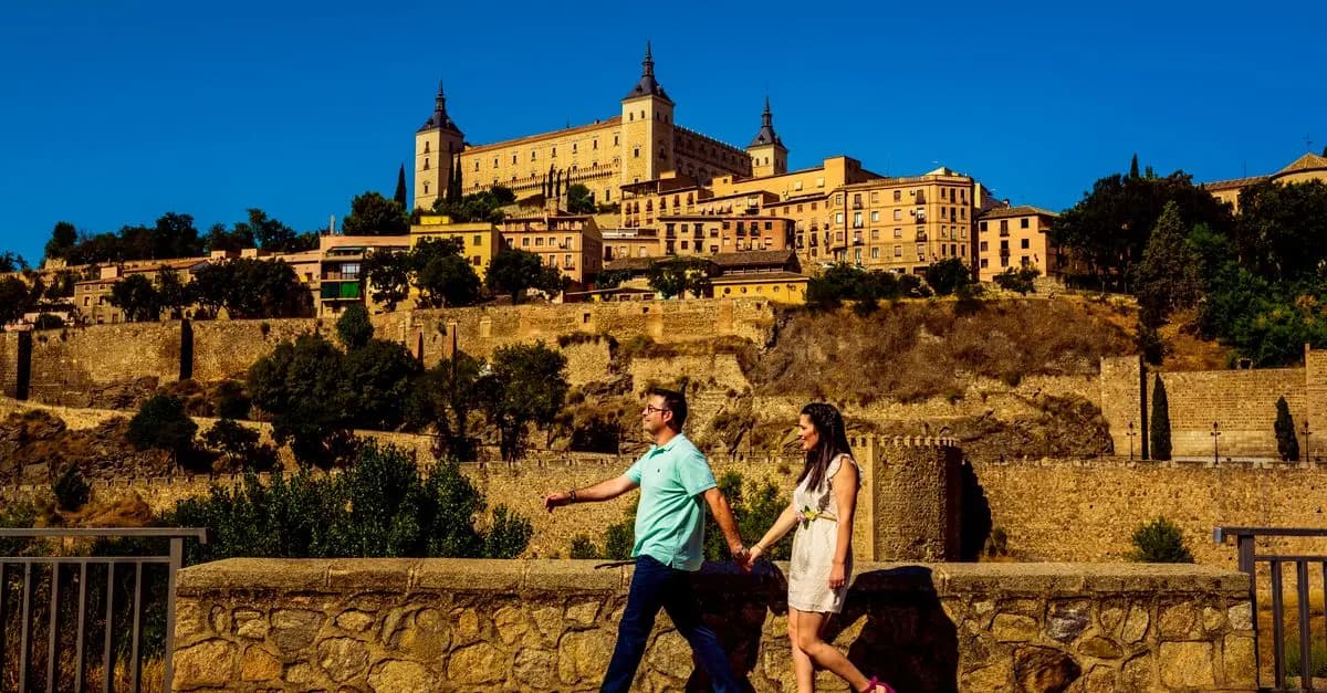 Escapadas románticas de fin de semana: guías por perfil